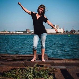 Meet your Posher, Angele